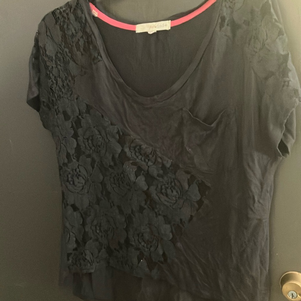 FINAL MARKDOWN Rewind lace accented top medium